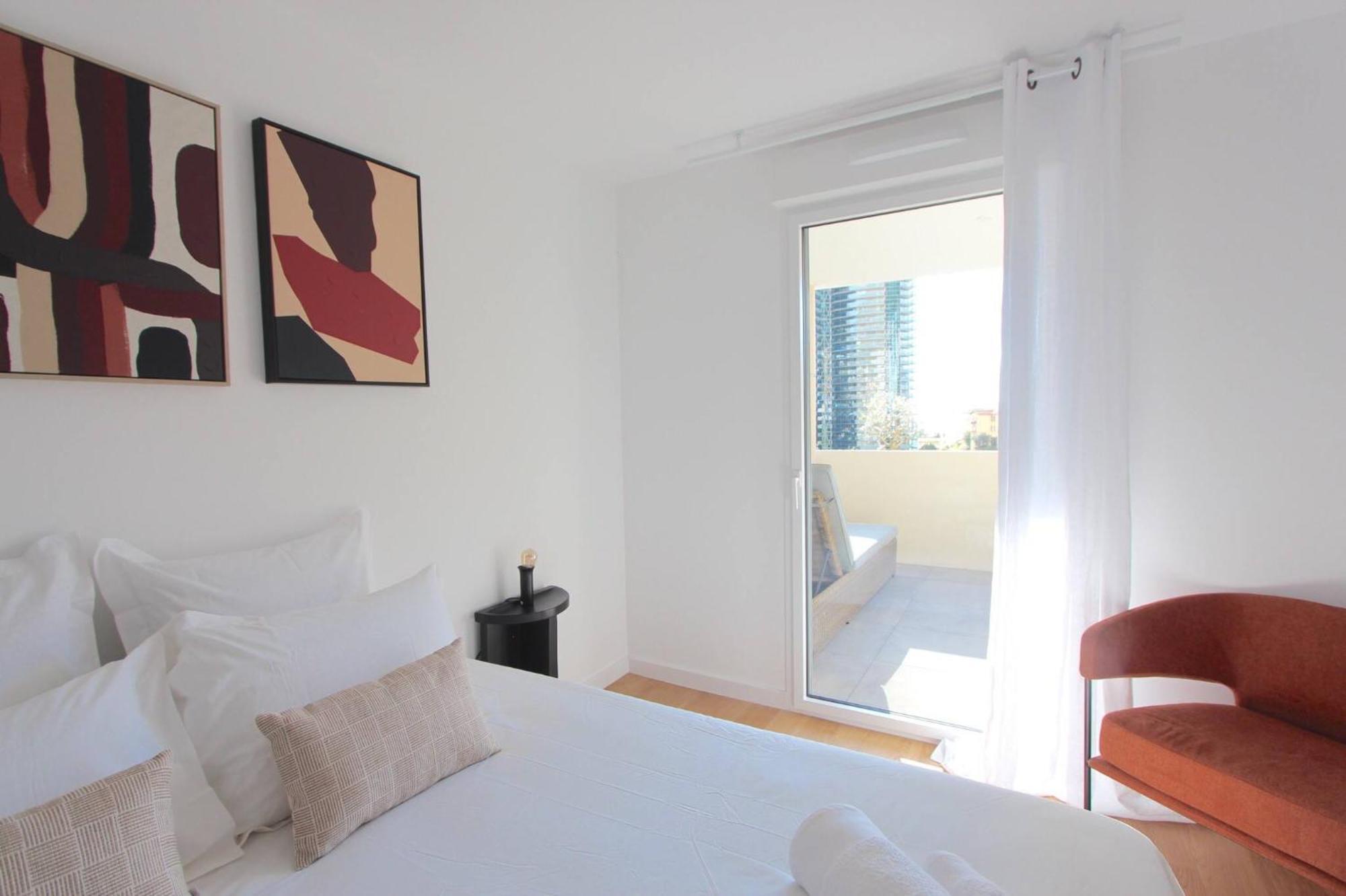 Sun Paradise Seaview&Terrace Parking&Pool 보솔레이 외부 사진